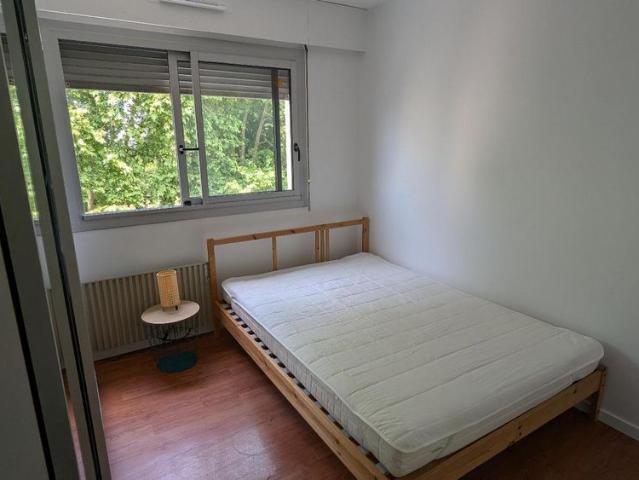 Location Appartement 2 pièces 42m² BORDEAUX 33000