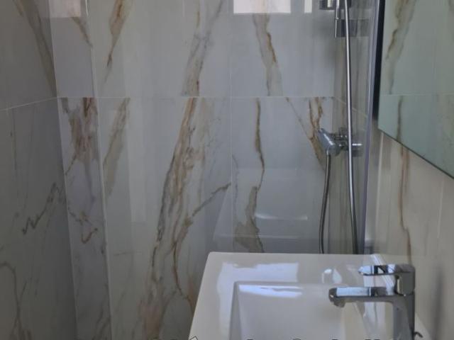 Location Appartement 2 pièces 42m² BANDOL 83150