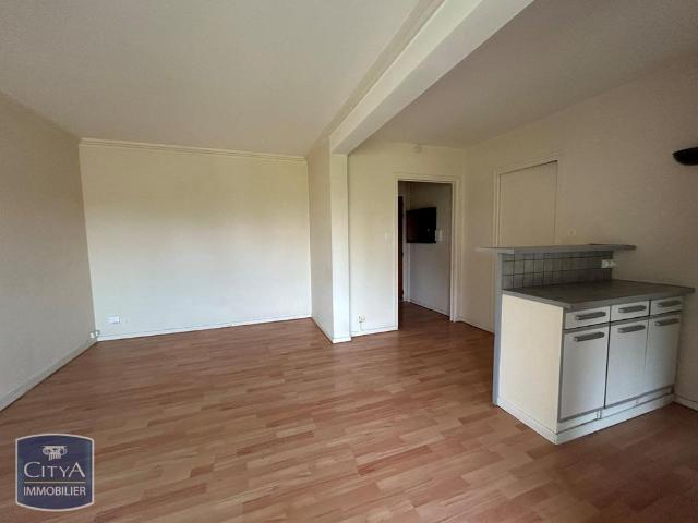 Location Appartement 2 pièces 42m² BRIVE LA GAILLARDE 19100