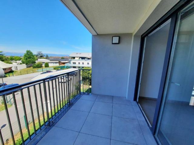 Location Appartement 2 pièces 42m² DOUVAINE 74140