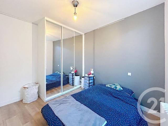 Location Appartement 2 pièces 42m² FONTAINEBLEAU 77300