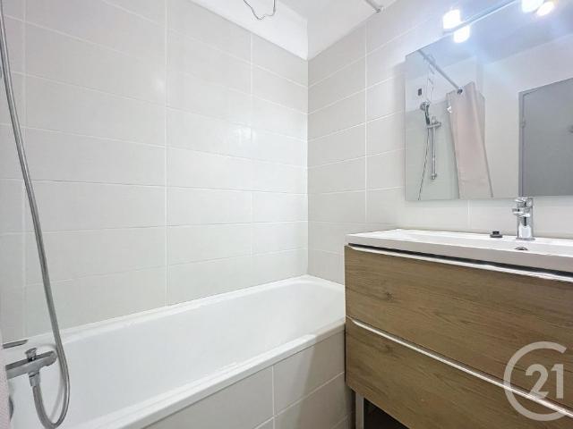 Location Appartement 2 pièces 42m² MONTPELLIER 34080