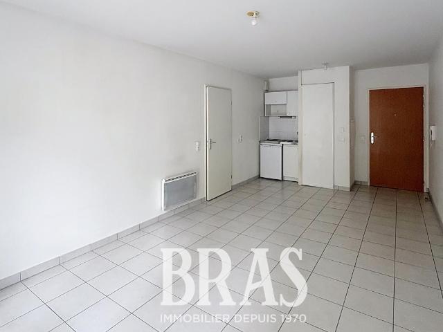 Location Appartement 2 pièces 42m² NANTES 44300