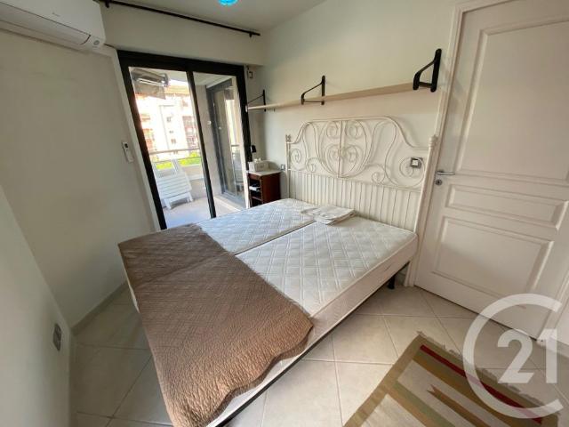 Location Appartement 2 pièces 42m² NICE 06300