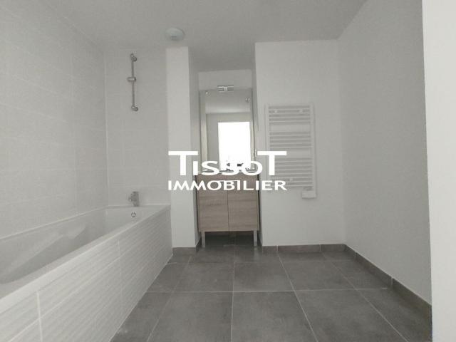 Location Appartement 2 pièces 42m² NIMES 30000