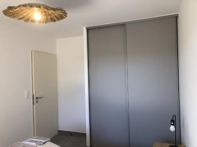 Location Appartement 2 pièces 42m² SAUVIAN 34410