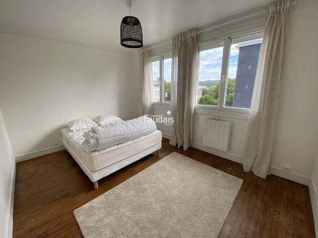 Location Appartement 2 pièces 42m² ST LO 50000