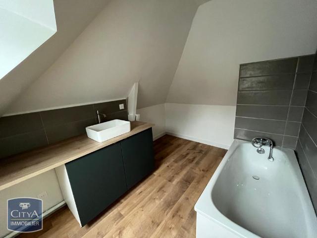 Location Appartement 2 pièces 42m² TOURS 37000