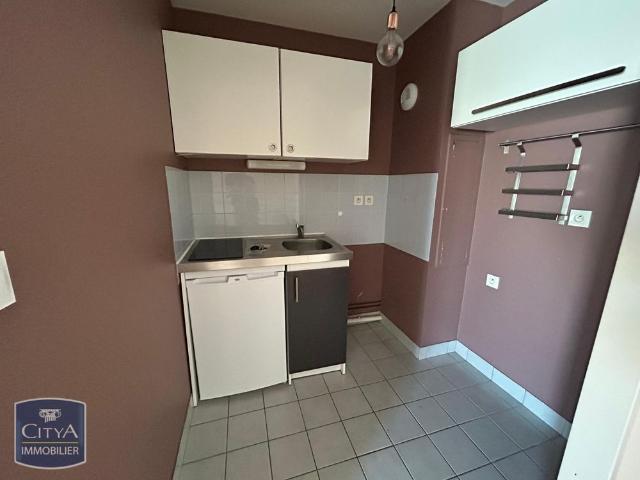 Location Appartement 2 pièces 42m² TOURS 37000