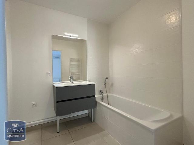 Location Appartement 2 pièces 42m² THONON LES BAINS 74200