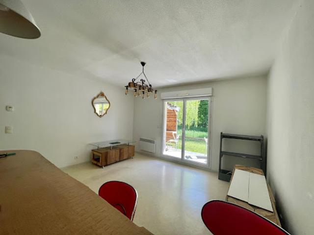 Location Appartement 2 pièces 47.8 m2 Champcevinel