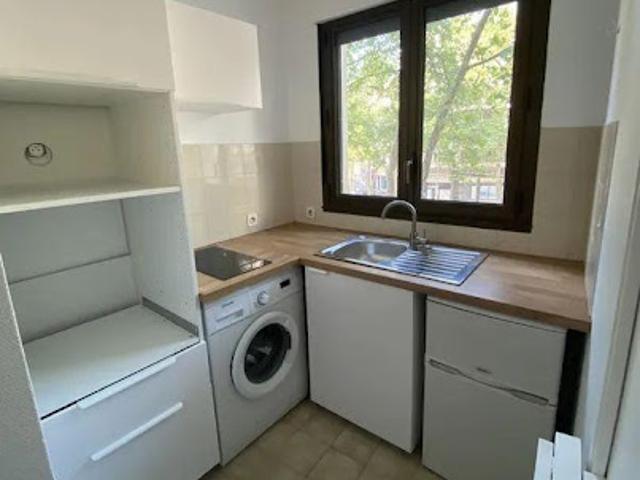 Location Appartement 2 pièces 47 m2 Lyon 7ème