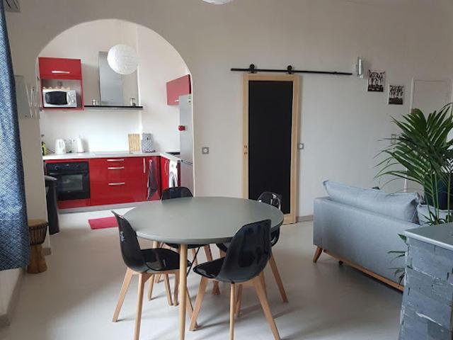 Location Appartement 2 pièces 47 m2 Marseille 1er