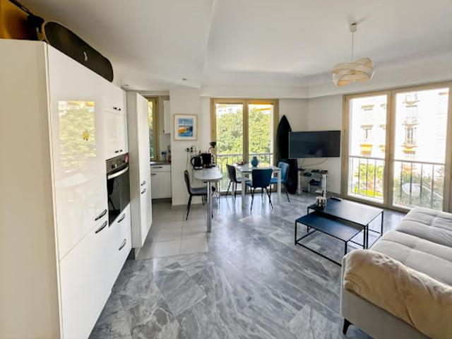 Location Appartement 2 pièces 47 m2 Nice