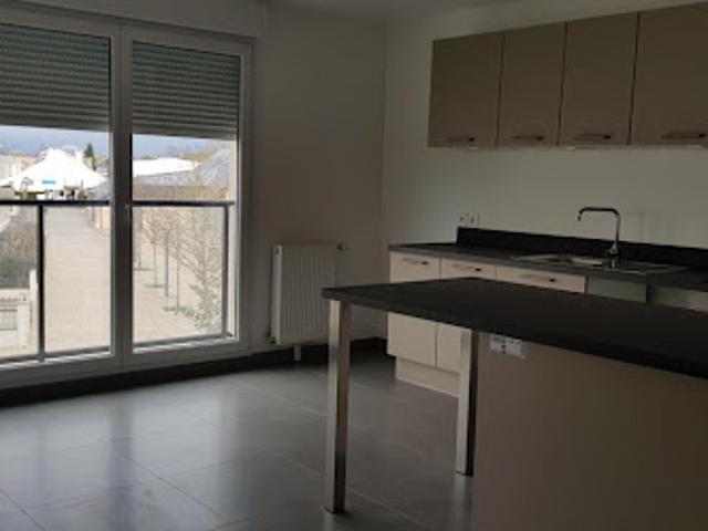 Location Appartement 2 pièces 47 m2 Ozoir la ferriere