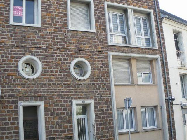 Location Appartement 2 pièces 47m² COUTANCES 50200