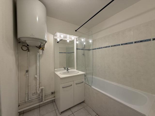 Location Appartement 2 pièces 47m² AMIENS 80000