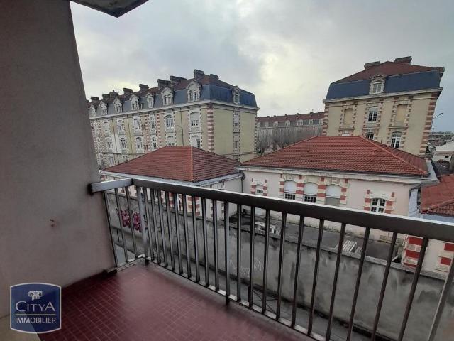 Location Appartement 2 pièces 47m² BORDEAUX 33000