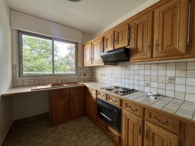 Location Appartement 2 pièces 47m² BORDEAUX 33200