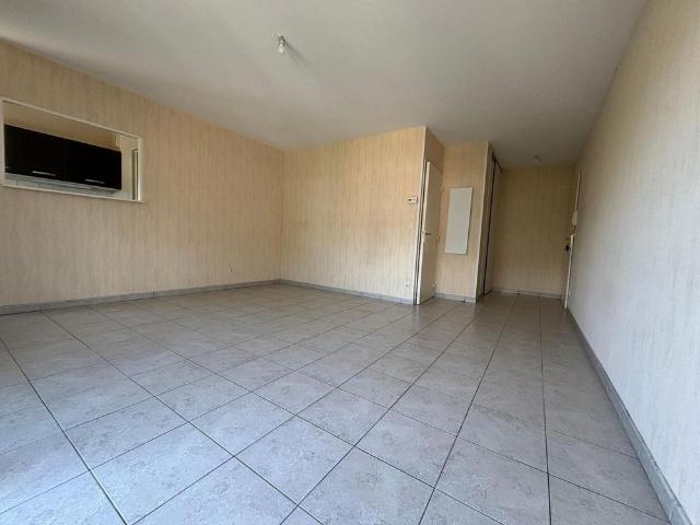 Location Appartement 2 pièces 47m² GUILHERAND GRANGES 07500