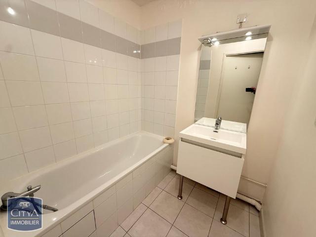 Location Appartement 2 pièces 47m² FALAISE 14700
