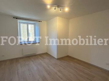 Location Appartement 2 pièces 47m² LAMASTRE 07270