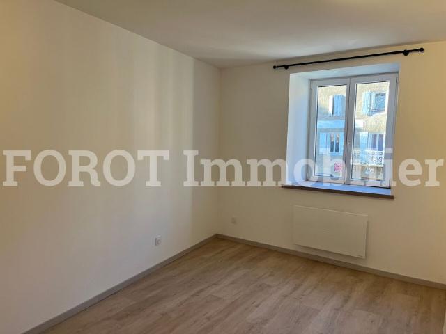 Location Appartement 2 pièces 47m² LAMASTRE 07270