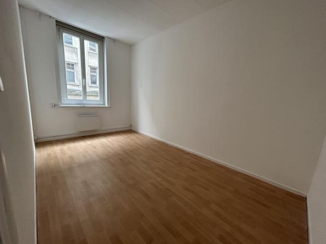 Location Appartement 2 pièces 47m² LILLE 59000