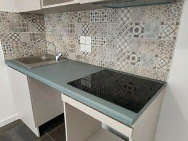 Location Appartement 2 pièces 47m² MONTPELLIER 34000