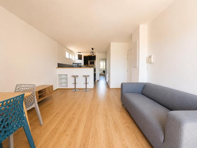 Location Appartement 2 pièces 47m² MARSEILLE 4ème