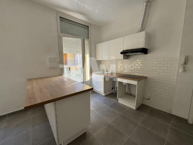 Location Appartement 2 pièces 47m² SETE 34200
