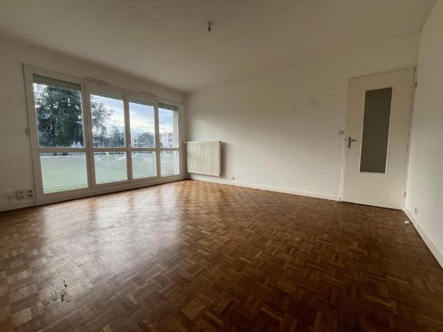 Location Appartement 2 pièces 47m² ST SEBASTIEN SUR LOIRE 44230