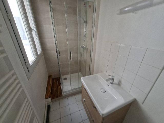 Location Appartement 2 pièces 47m² PARIS 4ème