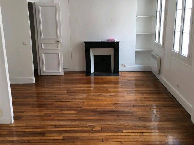 Location Appartement 2 pièces 47m² PARIS 4ème