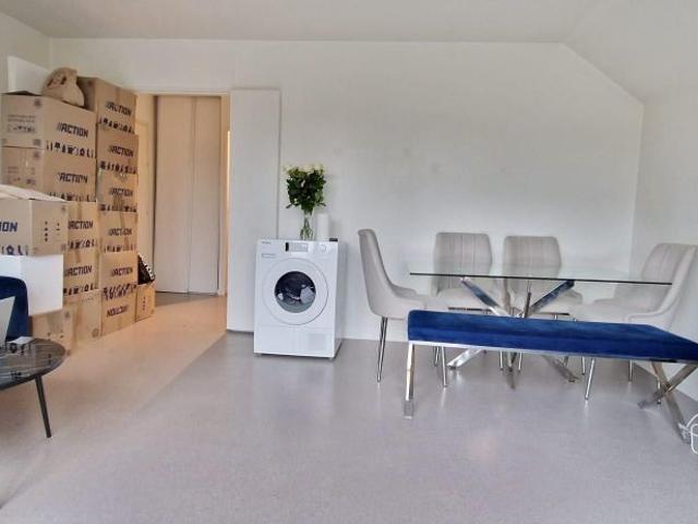 Location Appartement 2 pièces 47m² ROISSY AEROPORT CHARLES DE GAULLE 95700