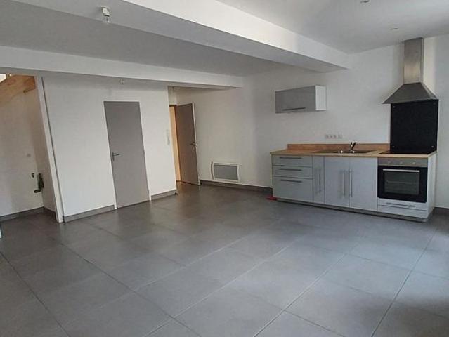 Location Appartement 2 pièces 47m² REALMONT 81120