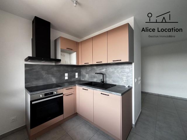 Location Appartement 2 pièces 47m² THONON LES BAINS 74200