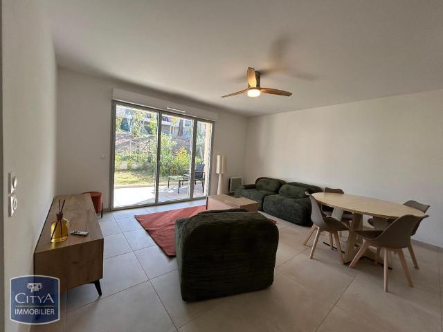 Location Appartement 2 pièces 47m² TRANS EN PROVENCE 83720