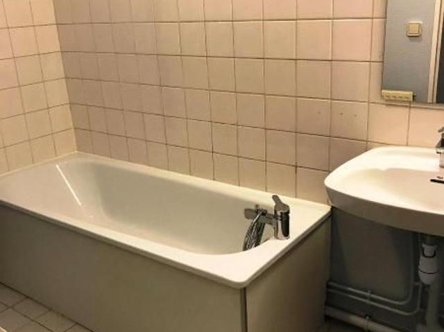 Location Appartement 2 pièces 47m² VAULX EN VELIN 69120