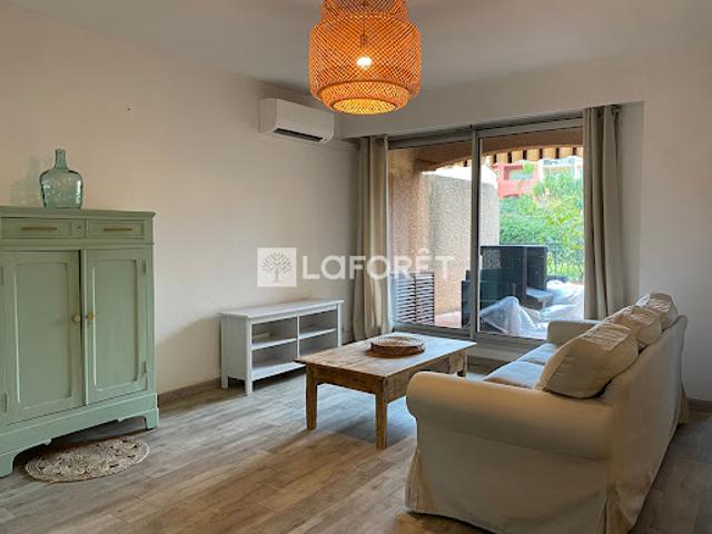 Location Appartement 2 pièces 44.74 m2 Carqueiranne