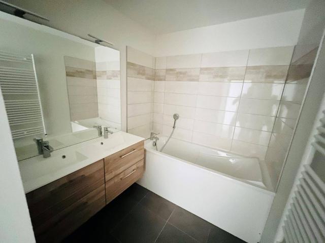 Location appartement 2 pièces 44.2 m² à Mâcon 71000 4 396 €