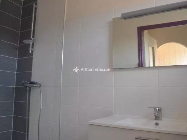 Location Appartement 2 pièces 44 m2 à Millau