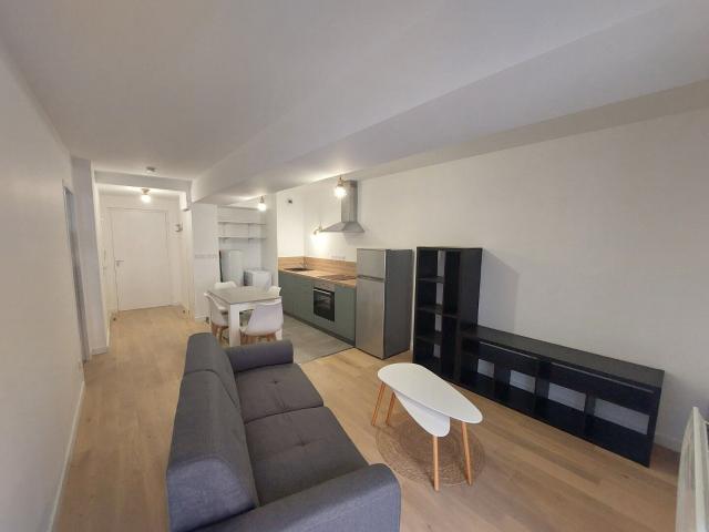 Location appartement 2 pièces 44 m² à Vienne 38200