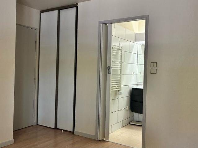 Location Appartement 2 pièces 44m² AIX EN PROVENCE 13100