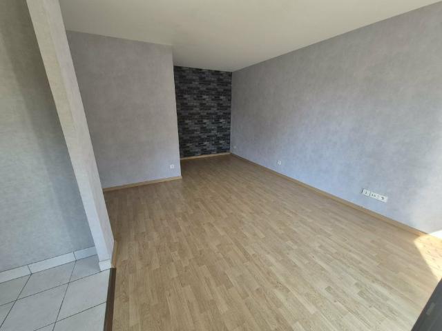 Location Appartement 2 pièces 44m² AIRE SUR LA LYS 62120
