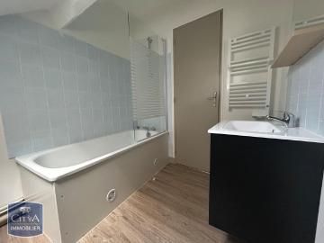 Location Appartement 2 pièces 44m² ALENCON 61000