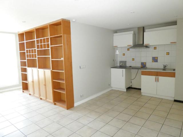 Location Appartement 2 pièces 44m² AVON 77210