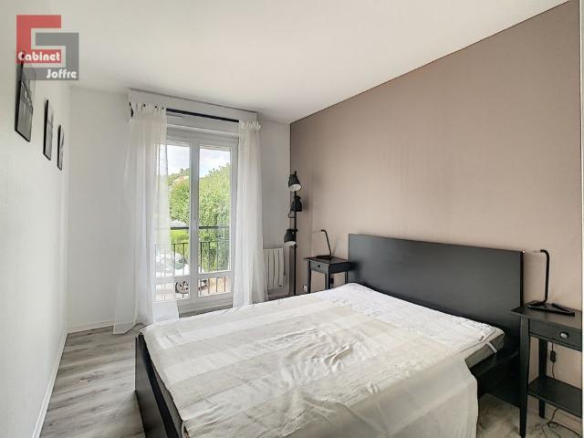 Location Appartement 2 pièces 44m² FONTAINEBLEAU 77300