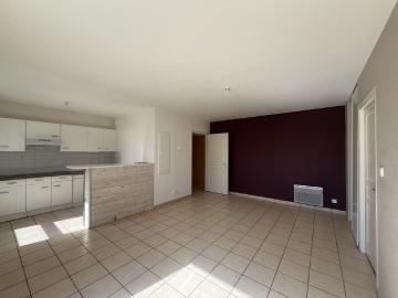 Location Appartement 2 pièces 44m² ONET LE CHATEAU 12850
