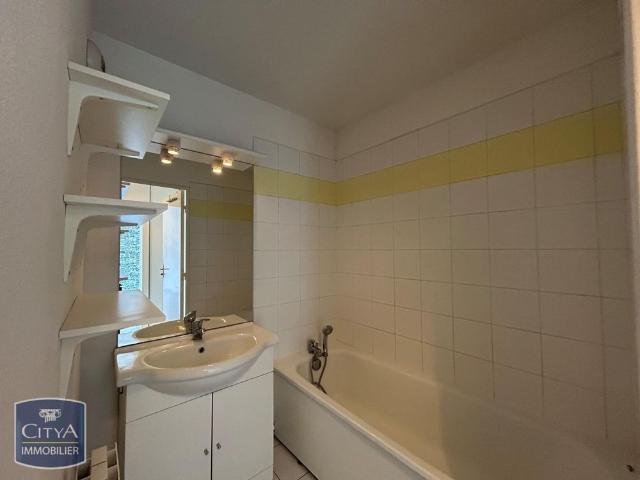 Location Appartement 2 pièces 44m² L AIGLE 61300
